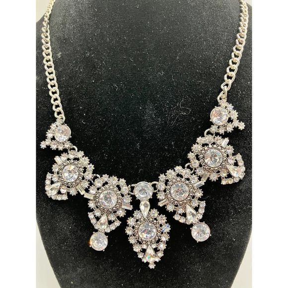 Formal Rhinestone Necklace! - Picture 8 of 9